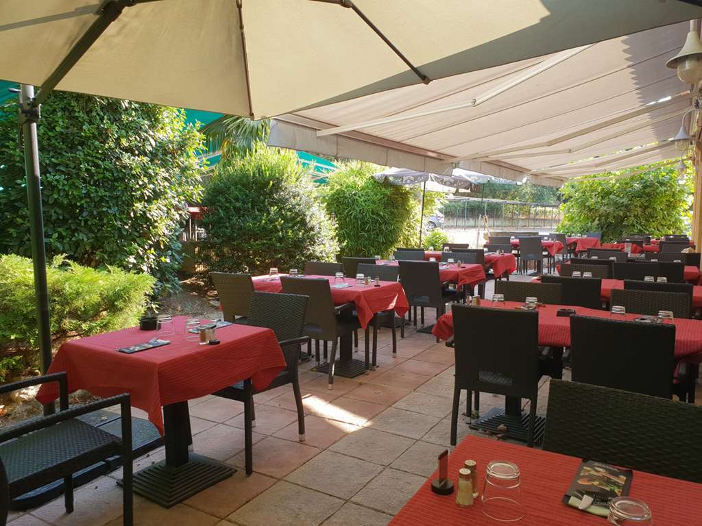 Brit Hotel Du Moulin De La Pioline - La Table A Fromages Aix-en-Provence Restoran gambar